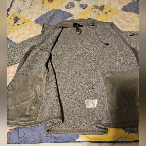 Patagonia Heather Gray Full-Zip Fleece Jacket - Picture 5 of 5